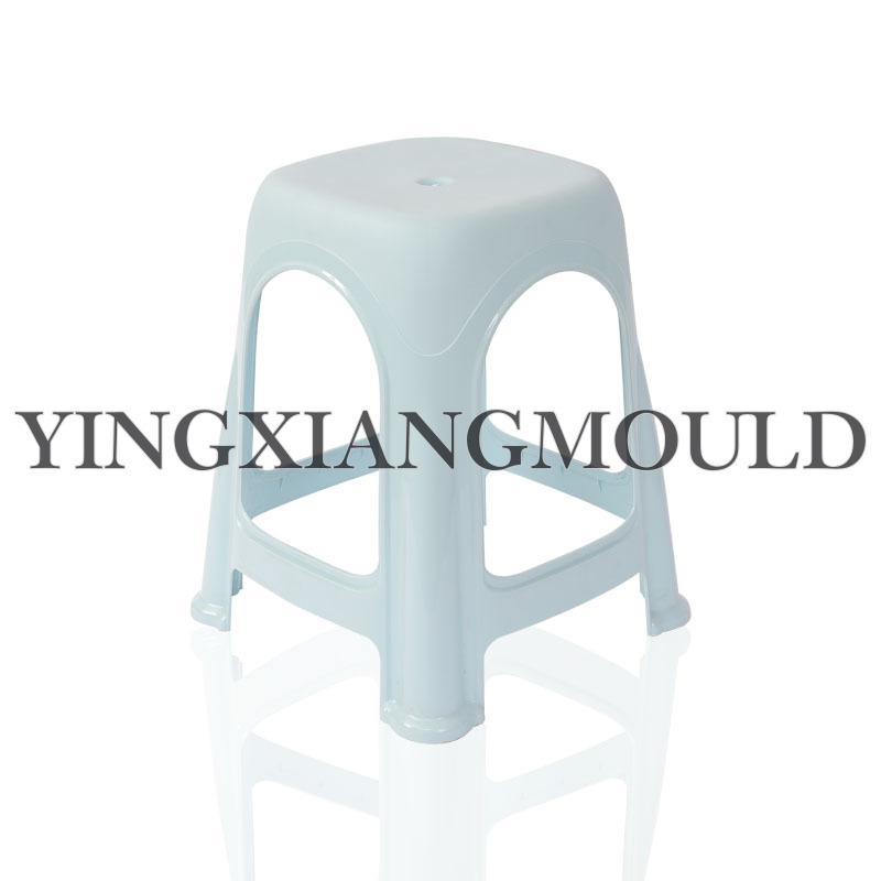 Rounded edge high stool