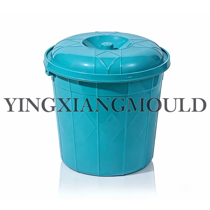 Storage Bucket with Lid