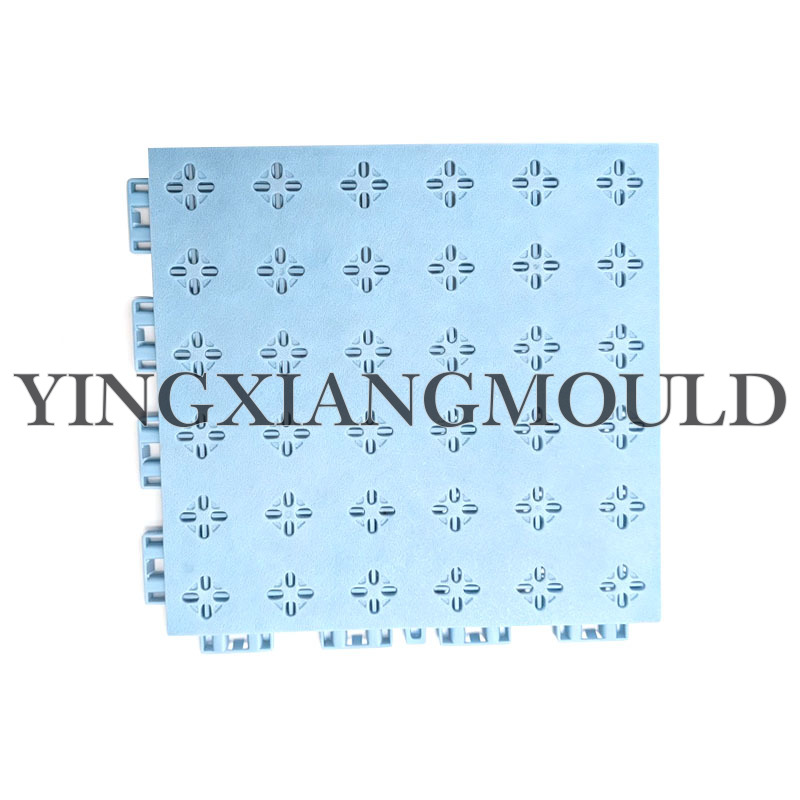Square Patterned Floor Mats